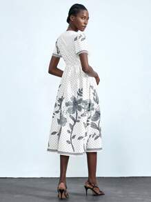 Chiquease Plant Retro Print Elegant Women's Mid-Length Dress, Short Sleeve - Apricot - View 2