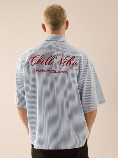 SWAVVY 常规尺寸男士时尚休闲宽松短款方形蓝白条纹刺绣衬衫，学校