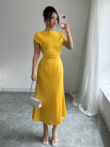 SHEIN Unity Gaun Elegan dengan Belahan Silang di Belakang dan Leher, Potongan Ramping untuk Wanita, Musim Semi/Panas - Kuning - View 5