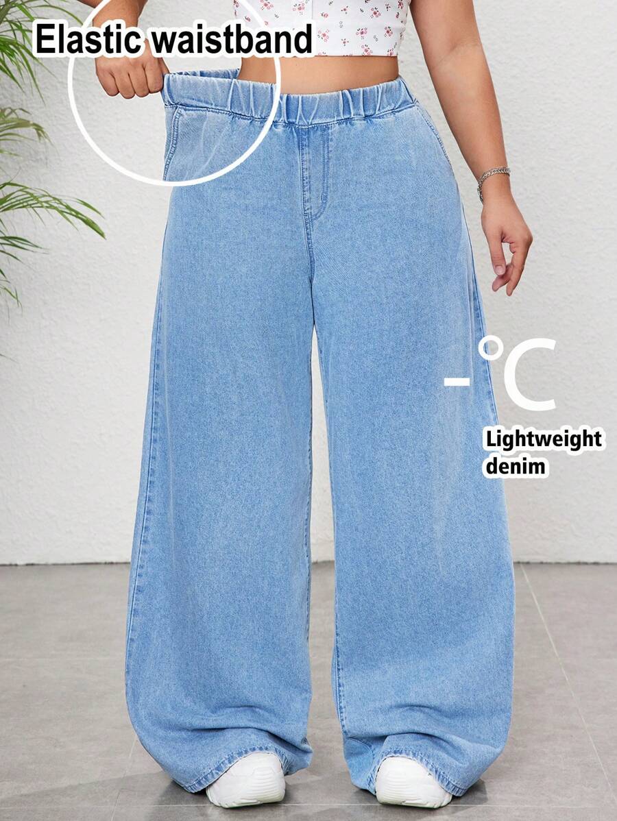 SHEIN CURVE+ 女式大码浅蓝色牛仔裤松紧腰带轻质牛仔面料舒适轻质牛仔裤清爽蓝色夏季修身裤直筒牛仔裤 - 淺色水洗藍 - 查看 1