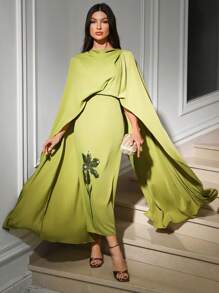 Modelyn Women's Elegant Slim Fit Long Sequin Embellished Dress Dress With Cape - Green - View 3