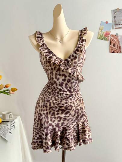 Soleia Women's Vintage Leopard Print Crossover V-Neck Ruffle Hem Sleeveless Fitted Midi Dress, Suitable For Vacation, Music Festival, Summer Day, Afternoon Tea, Fashionable And Sexy Beach Wear