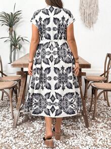 Breezaya Vestido de longitud media con estampado de pañuelo, de unicolor, de manga corta y escote en V para mujer de talla grande