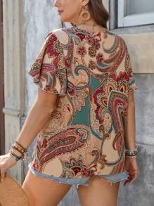 SHEIN VCAY Blusa informal de talla grande con estampado de paisley para vacaciones