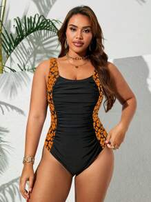 SHEIN Swim Curve Plus Size Women Sleeveless Printed One Piece Swimsuit, Fashion Casual Holiday Beach Resort Wear