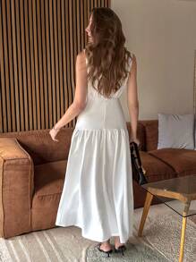 Chiquease Elegant Minimalist Sleeveless A-Line Dress, Fitted Waist Elastic Knitted Lady's Apparel, Daily Versatile, Spring/Summer - Apricot - View 2