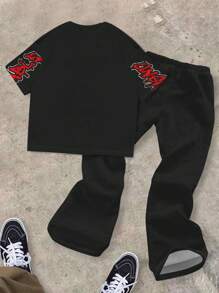 SHEIN Bolty Graffiti Boy Headshot Print Punk, Goth, Rock, Personalized, Attitude Style 2pcs Tween Boys Crew Neck T-Shirt And Flared Pants Set, Casual, Suitable For Summer