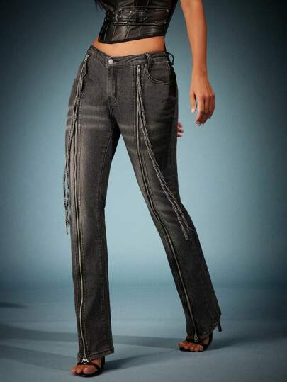 Denimoi Celana Jeans Fit and Flare dengan Detail Resleting dan Motif Cuci