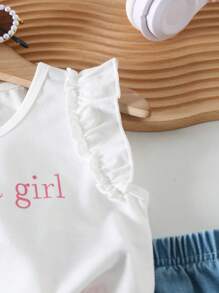 SHEIN 女孩可爱字母与蝴蝶结印花盖袖 T 恤和弹性腰部 A 字形牛仔百褶裙 2 件套服装