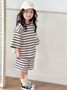 Dazy Kids Set 2 bucăți pentru fete tinere, cu gât rotund, cu mâneci scurte și pantaloni scurți, vară