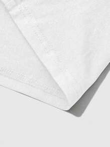 Manfinity EMRG 男士休闲标语印花圆领短袖 T 恤，男士时尚 T 恤，男士 T 恤，男士 T 恤 - 白色 - 查看 3