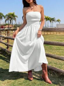 SHEIN EZwear Plus Size Women Summer Holiday Solid Color Ruffle Strapless Fashionable White Graduation Dress,Sun Dresses,Vacation,European Summer,Country,Beach,Sun Dresses For Women,Birthday,Brunch,Babydoll