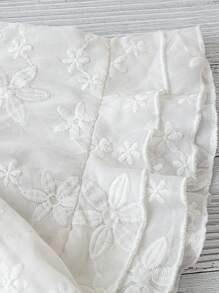 Linhara Plus Size Casual Solid Color Floral Embroidered Blouse