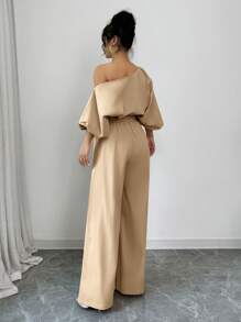 Firerie 2 件套女士套装 - 纯色不对称领灯笼袖上衣和长裤