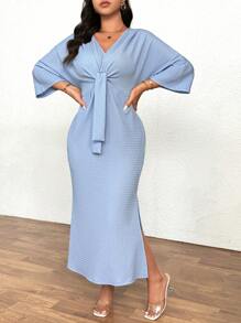 SHEIN Clasi Plus Size Women Elegant Textured Twist Knot Front Midi Dress, Slimming Waist, Stretchy Knit Fabric, High Slit, Blue Long Sleeve Dress For Casual Wear & Commuting - Blue - View 4