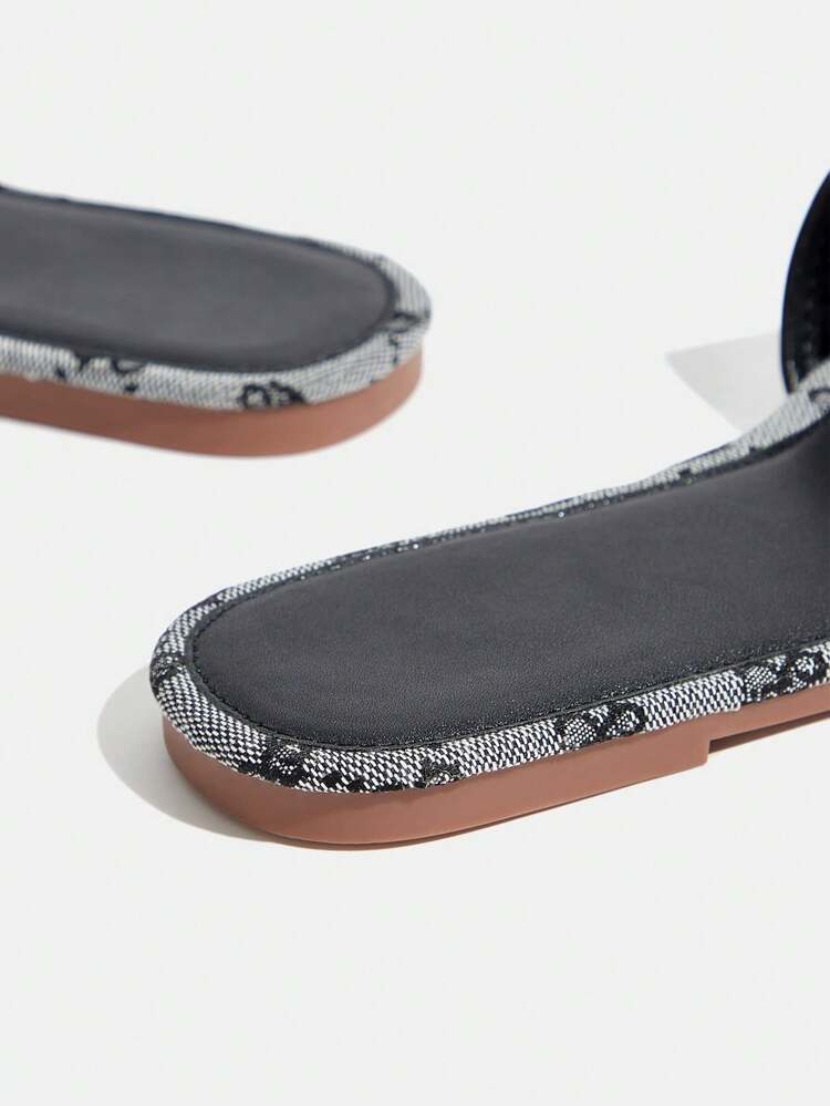 CUCCOO TILAWA Women's Red Fashionable Metal Buckle Flat Sandals Spring Break Easter