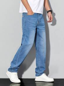 Manfinity Homme Men's Light Wash Denim Jeans: Classic Zipper Fly Long Length And Relaxed Fit For Everyday Style - Light Wash - View 6