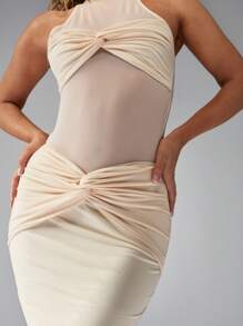 MISSGUIDED Halter Neck Evening Gown Twisted Front Detail Fishtail Maxi Dress Floor Length Special Occasion Wedding Guest Glamorous Party Formal Gown - Apricot - View 5