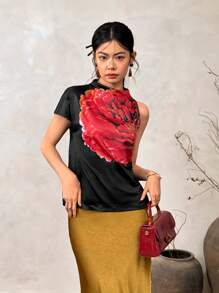 EastFlair Women's Elegant Flower Print Asymmetrical T-Shirt - Black - View 2