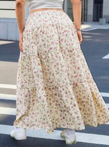 SHEIN EZwear Plus Size Ditsy Floral Long Flared Skirt, Suitable For Spring And Summer Holiday