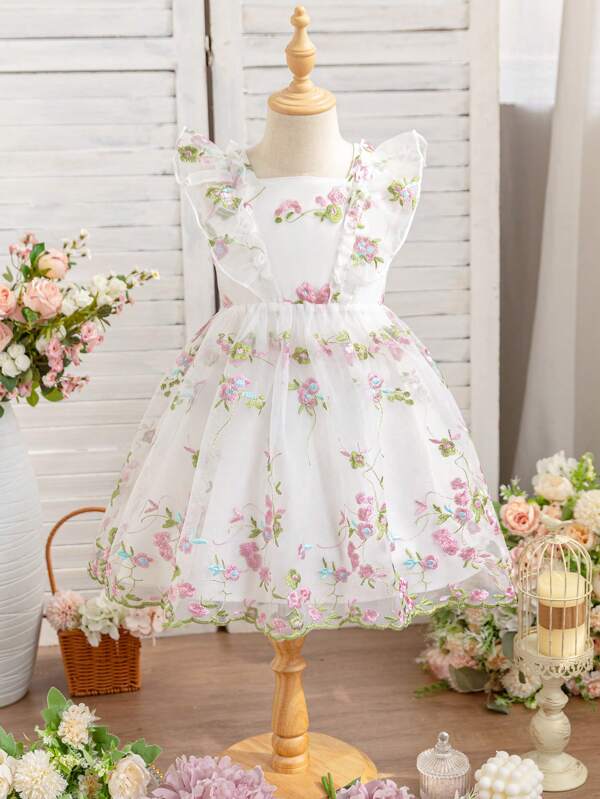 SHEIN Glamorique Kids Young Girl' Embroidered Mesh Cap Sleeve Summer Dress, Floral Embroidered Mesh Fabric, Sweet And Fresh. Suitable For Gatherings, Daily Commute. Displays A Naive, Lively And Cheerful Spirit Of Little Girls Flower Party Dress For Girls Flower Party Dress For Children Birthday Dress For Kids Young Girls Dresses