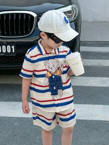 SHEIN 2 Pieces Set Of Young Boy Leisure Academy, Comfortable, Fashionable, Simple, Practical, Versatile, Japanese And Korean Loose Fit, Cute, Soft And Comfortable. The Striped Belt With Cartoon Bear Cute Pattern Is Breathable And Comfortable. The Short Sleeved Shorts Are Suitable For Daily Use, Suitable For School, Suitable For Travel, Suitable For Sports, Suitable For Spring And Summer Seasons