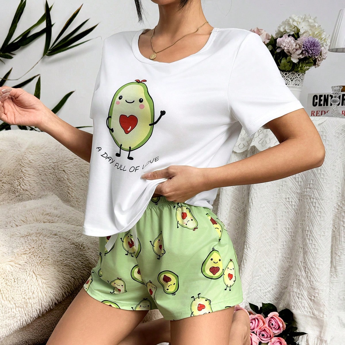 Conjunto de pijama de verano para mujer con estampado de corazones de aguacate lindo