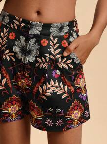 Travachic Women's High Waist Loose Tropical Plants Print Shorts With Pockets, Casual - Black - View 1