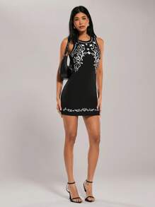 Forever 21 Váy ngắn không tay thêu họa tiết ngày lễ cho nữ - màu đen - Xem 3