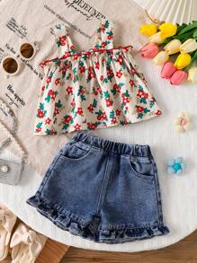 SHEIN Vintaside Kids 2 件装女婴时尚简约优雅碎花吊带上衣和荷叶边牛仔短裤套装，夏季