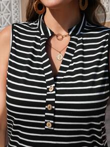 Calvaya T-shirt casual de navette pour grandes tailles, col rayé, style évasé amincissant, sans manches, noir et blanc, tissu doux et respirant, pour le port quotidien