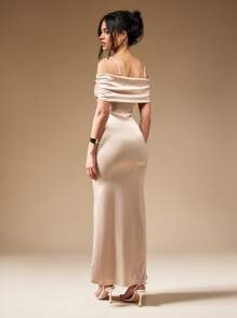 MISSGUIDED 缎面露肩吊带鱼尾下摆露肩长裙 - 杏色 - 查看 2