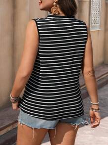 Calvaya T-shirt casual de navette pour grandes tailles, col rayé, style évasé amincissant, sans manches, noir et blanc, tissu doux et respirant, pour le port quotidien