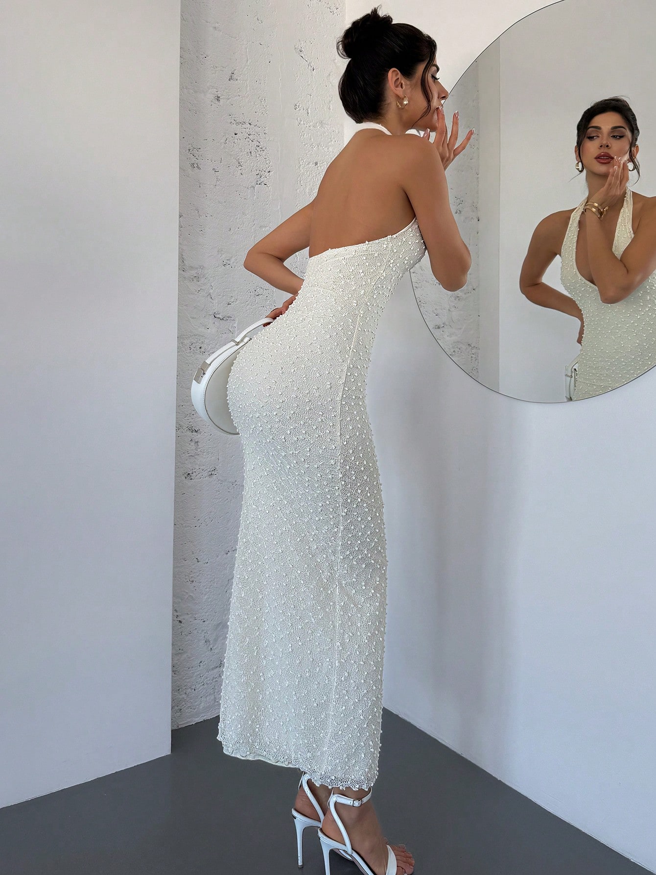 Firerie فستان طويل أنيق ذو رقبة على شكل V مُنسَّق...