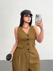 Flirla Plus Size Spring/Summer Solid Color Vintage Inspired Relaxed Versatile Vest Top And Wide Leg Cargo Pocket Pants 2Pcs Set, Suitable For Vacation And Daily Wear