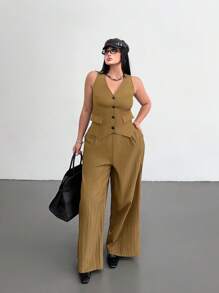 Flirla Plus Size Spring/Summer Solid Color Vintage Inspired Relaxed Versatile Vest Top And Wide Leg Cargo Pocket Pants 2Pcs Set, Suitable For Vacation And Daily Wear