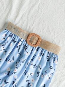SHEIN Tween Girls 2pcs Light Blue Summer Casual Vacation Holiday Ditsy Floral Retro Bowknot Spaghetti Strap Camisole & Elasticated Waist Wide Flared Skirt - Blue - View 3