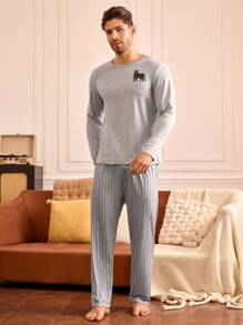 Conjunto de pijama para hombre con parte superior de manga larga con estampado de gatos y pantalón largo a rayas