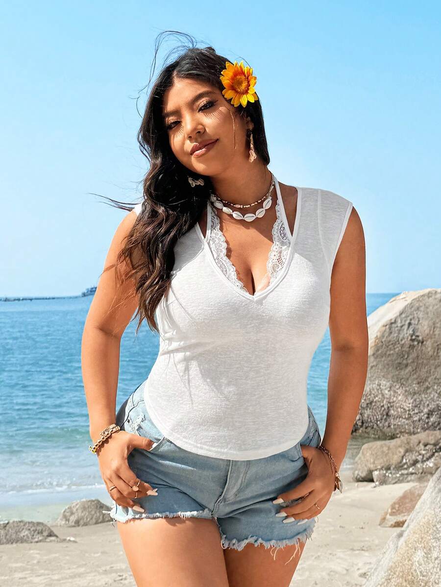 Flirla 大码女式撞色蕾丝修身短袖 T 恤