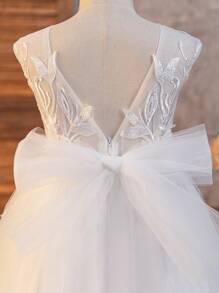 SHEIN Glamorique Kids 年轻女孩优雅白色网眼蝴蝶结蓬蓬公主婚礼派对礼服，适合所有季节 - 白色 - 查看 3