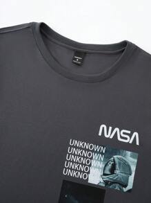 Manfinity Homme Hombres Camiseta con estampado de astronauta & slogan & Shorts de cintura con cordón - Multicolor - Ver 3