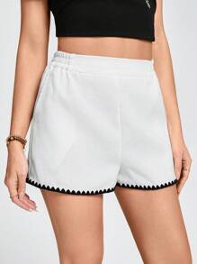Wildy 女式春夏白色刺绣下摆短裤