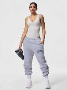 SHEIN Sports 女士纯色罗纹 U 领修身连身裤 - 米色 - 查看 3