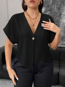 Firerie Blusa holgada de manga corta cómoda con botones metálicos texturizados de diseño único, para talla grande, de uso casual/laboral, apropiada para primavera/verano/otoño