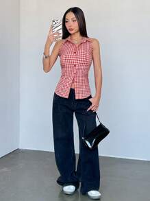 SHEIN Unity Minimalist Checkered Sleeveless Shirt For Women, Suitable For Commuting In Summer - Red and White - View 3