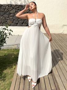 Sunnyshic Plus Size Romantic Vacation Pleated Backless Halter Dress - White - View 6