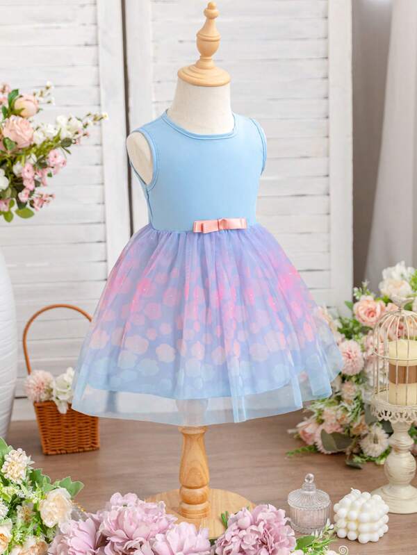 SHEIN Glamorique Kids Rochie de petrecere din plasă, cu fundă roz de Paște pentru fetiță, cu imprimeu floral, potrivită pentru vacanță și stațiune, vară