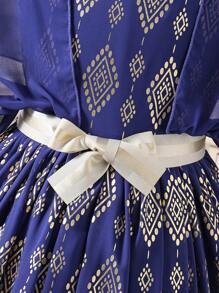 SHEIN Tween Girl' Style Gold Foil & Retro Printed Chiffon Dress With Shawl - Royal Blue - View 5