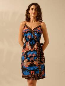 CAJUNI Vestido informal tipo pareo de playa de verano para vacaciones, con base negra y estampado tropical de plantas, tigre y loro - Multicolor - Ver 5