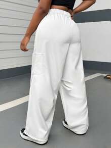 SHEIN EZwear Plus Size Women Solid Color Pleated Pockets Wide Leg Loose Casual Pants - Beige - View 2